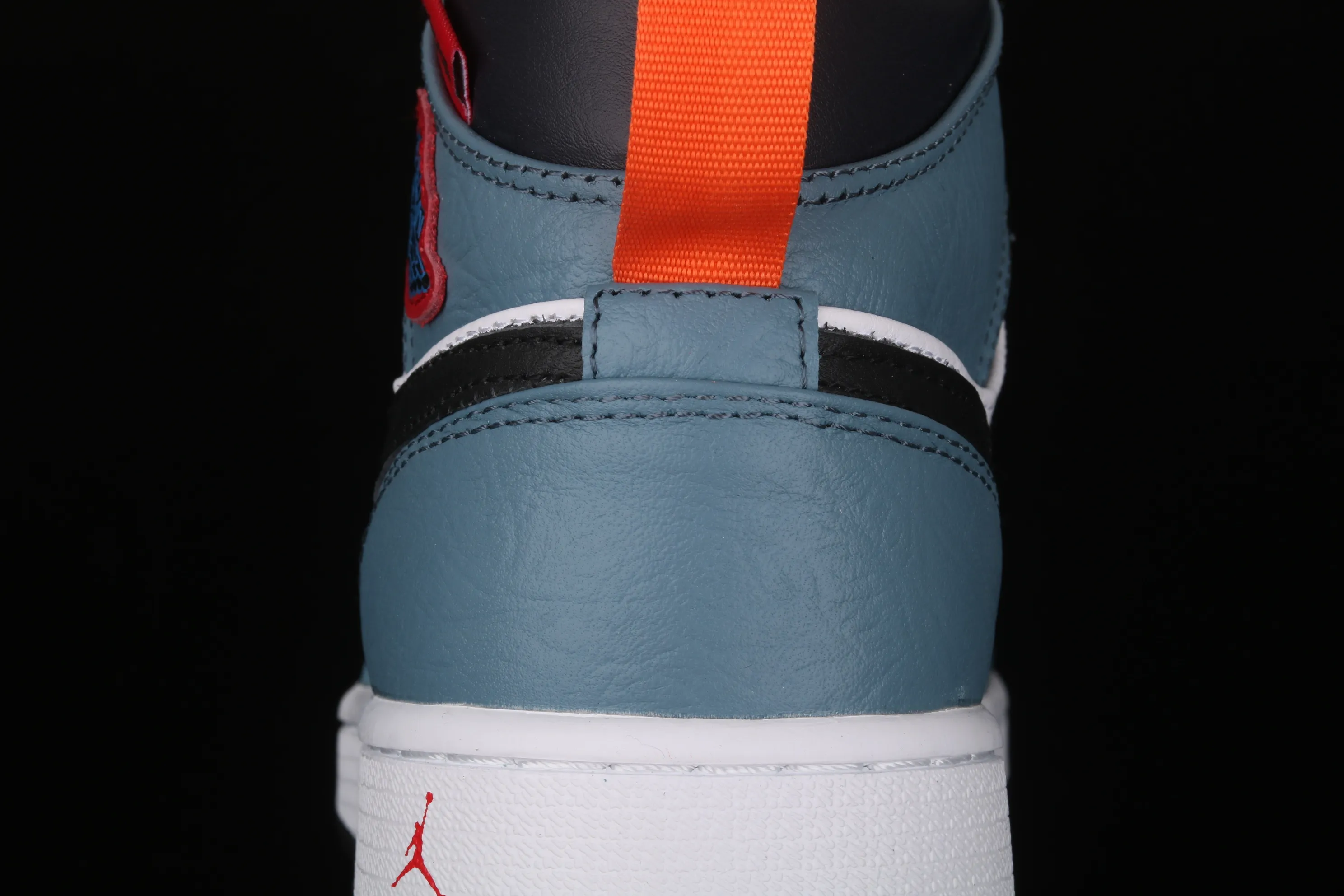 All categories Air Jordan Jordan series basketball shoes Air Jordan 1 Mid FaceTasm x Air Jordan 1 AJ1 Joe 1 cooperation mid-top light luxury gray blue CU2802-100